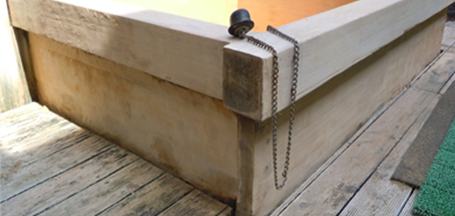 ヒノキ風呂カビ除去